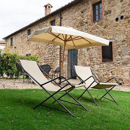 Relais Riserva Di Fizzano كاستيلّينا إنْ كْيانت المظهر الخارجي الصورة