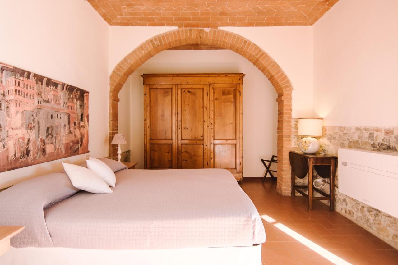 Relais Riserva Di Fizzano كاستيلّينا إنْ كْيانت المظهر الخارجي الصورة