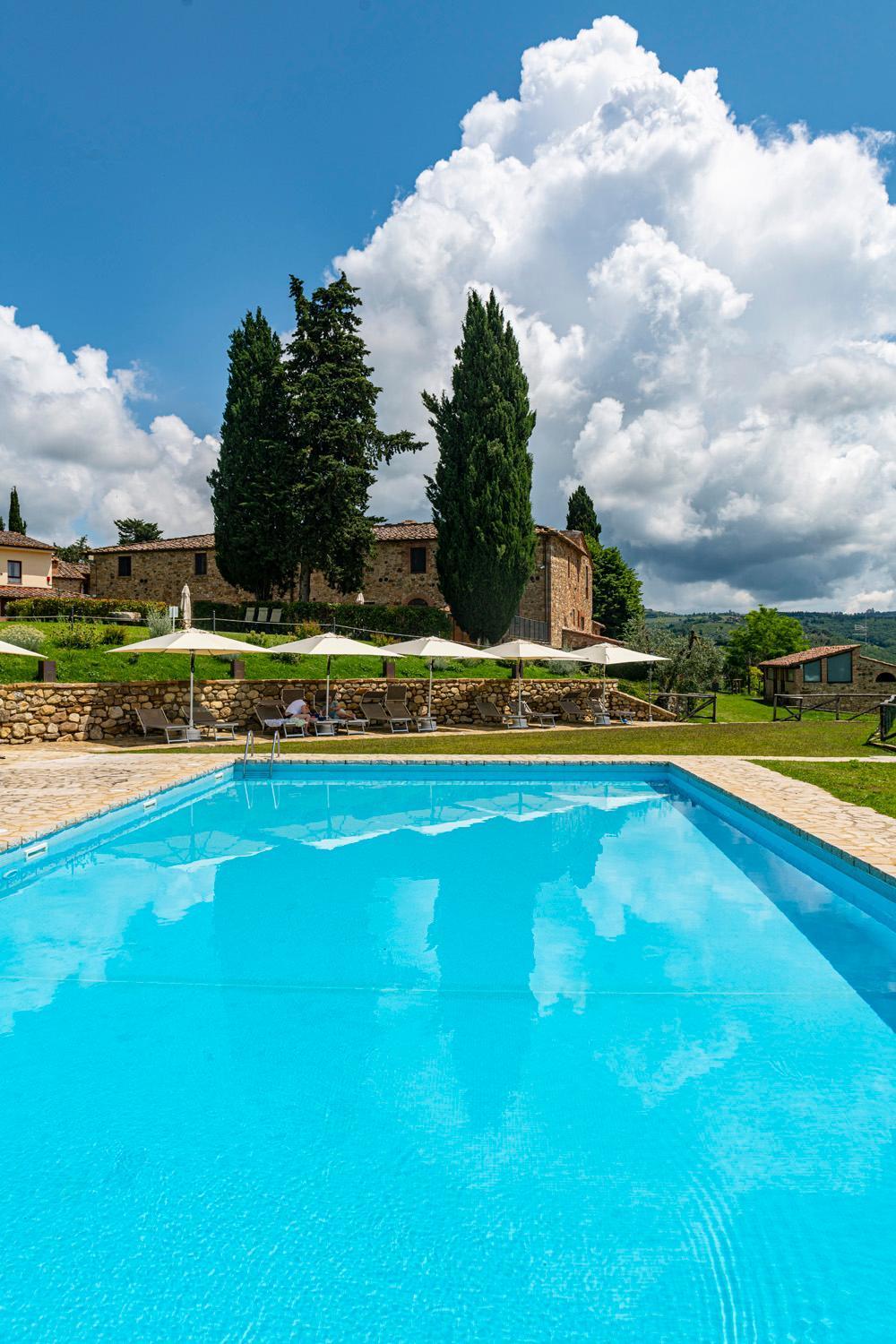 Relais Riserva Di Fizzano كاستيلّينا إنْ كْيانت المظهر الخارجي الصورة