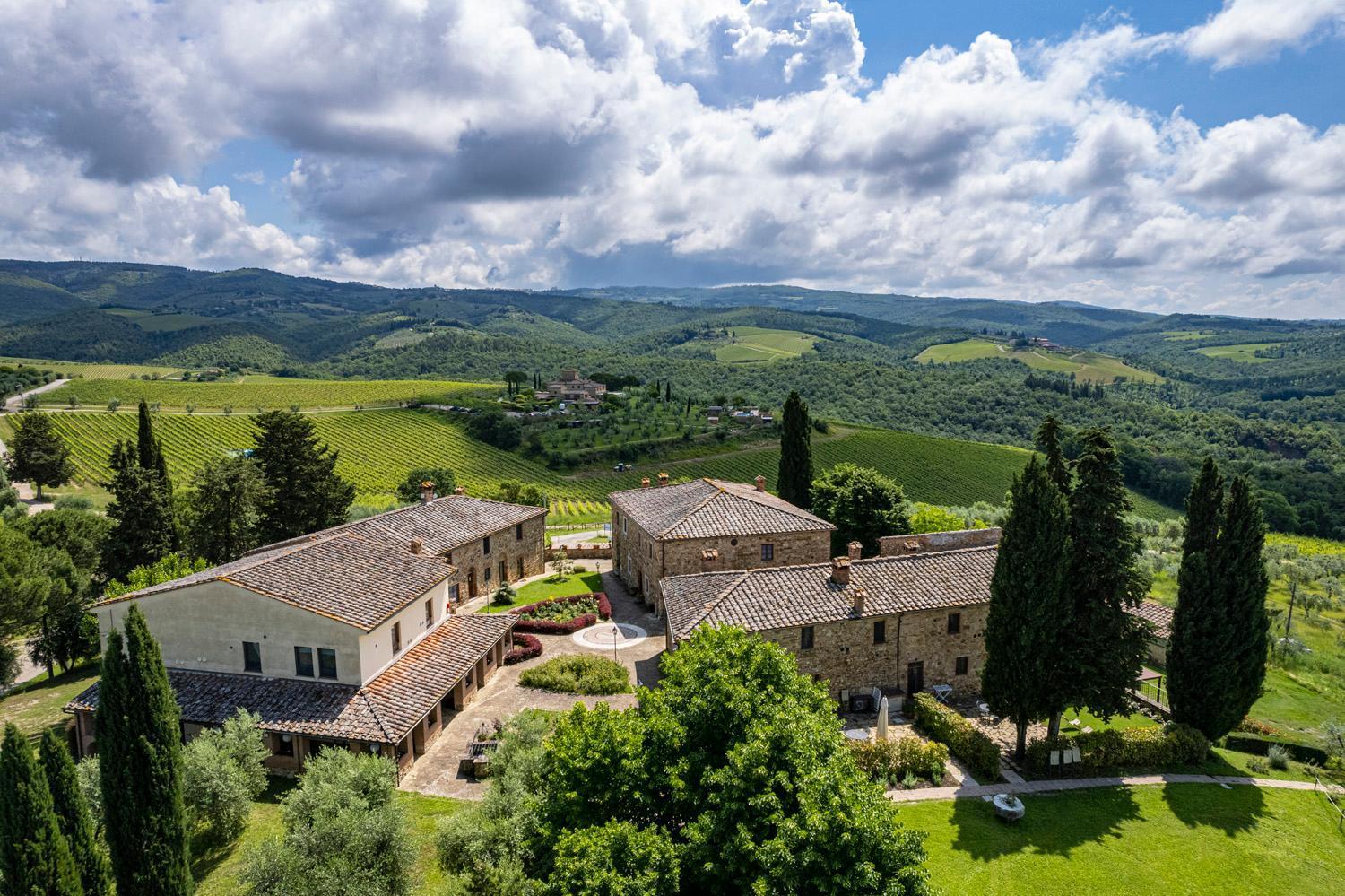 Relais Riserva Di Fizzano كاستيلّينا إنْ كْيانت المظهر الخارجي الصورة